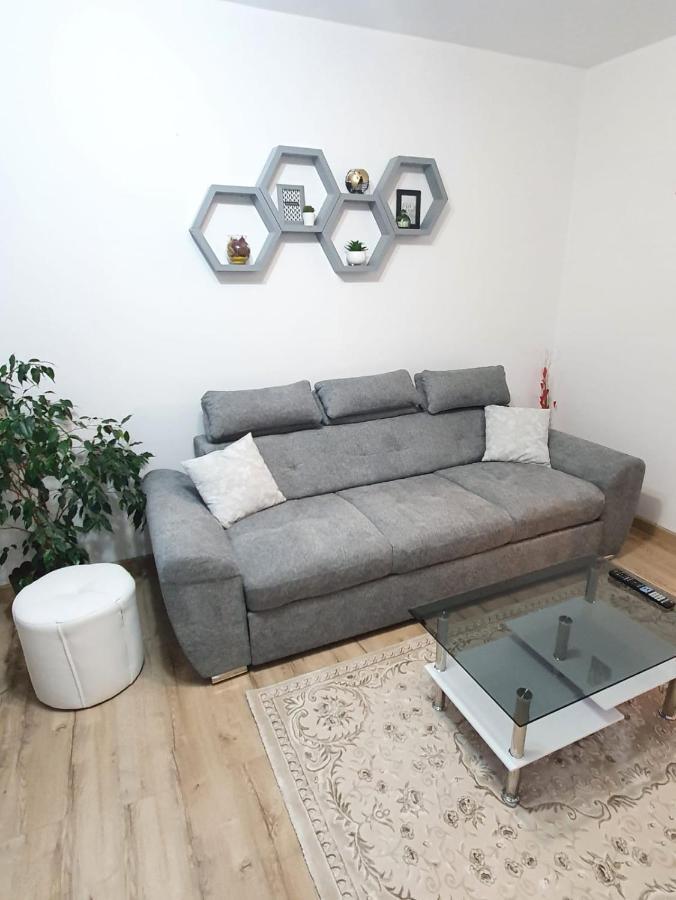 Apartament Ultra Central Marly جورا هومورولوي المظهر الخارجي الصورة