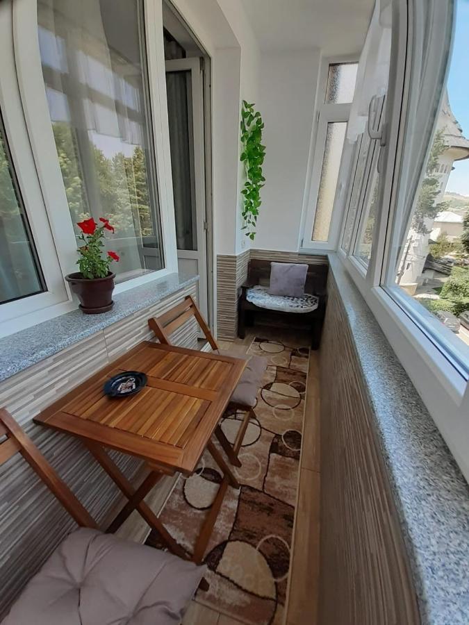 Apartament Ultra Central Marly جورا هومورولوي المظهر الخارجي الصورة
